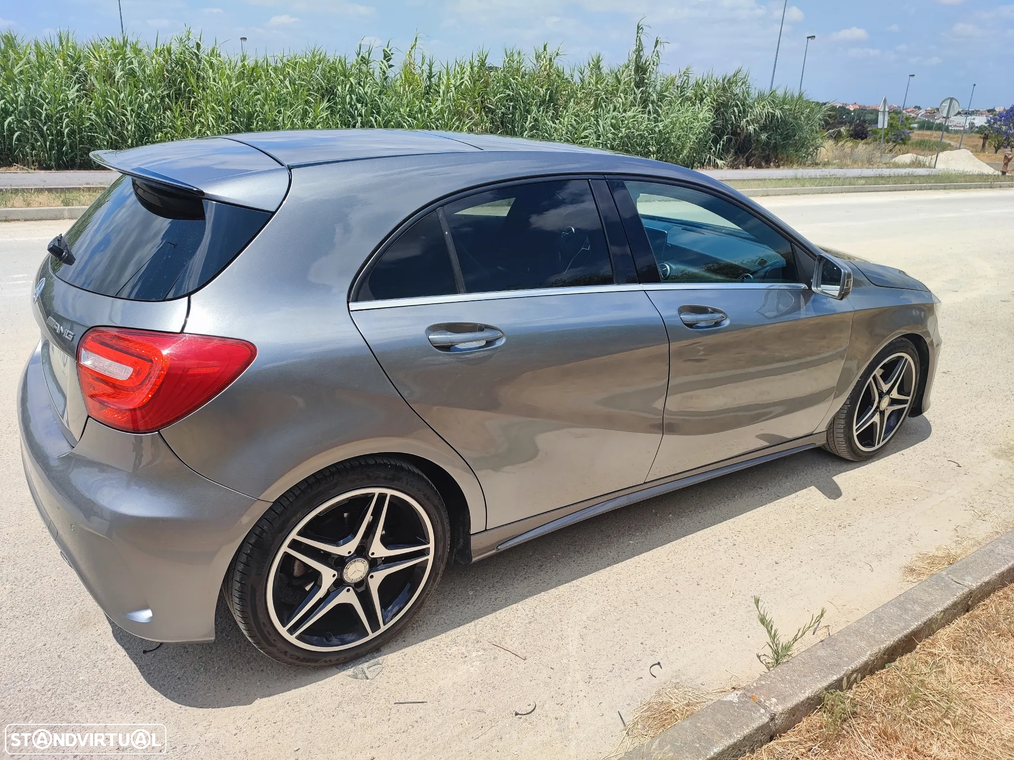 Mercedes-Benz A 180 CDI 7G-DCT AMG Line - 33