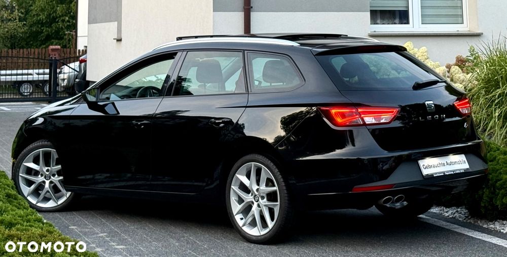 Seat Leon Sportstourer 2.0 TDI FR S&S DSG - 28