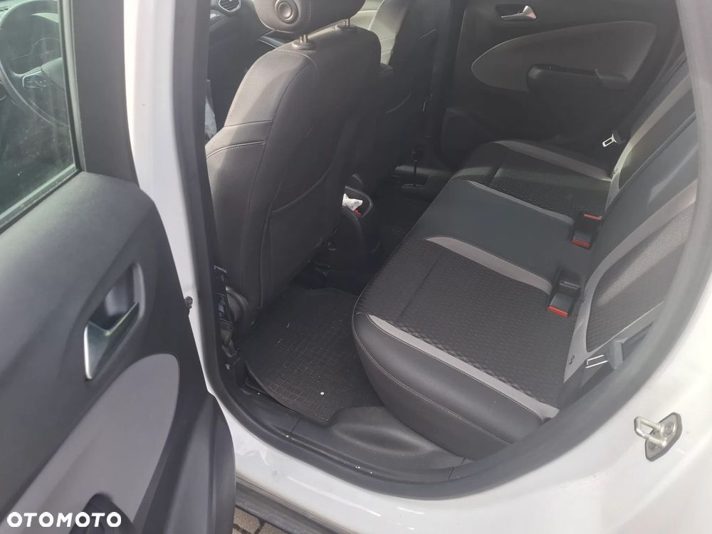 Opel Crossland X - 10
