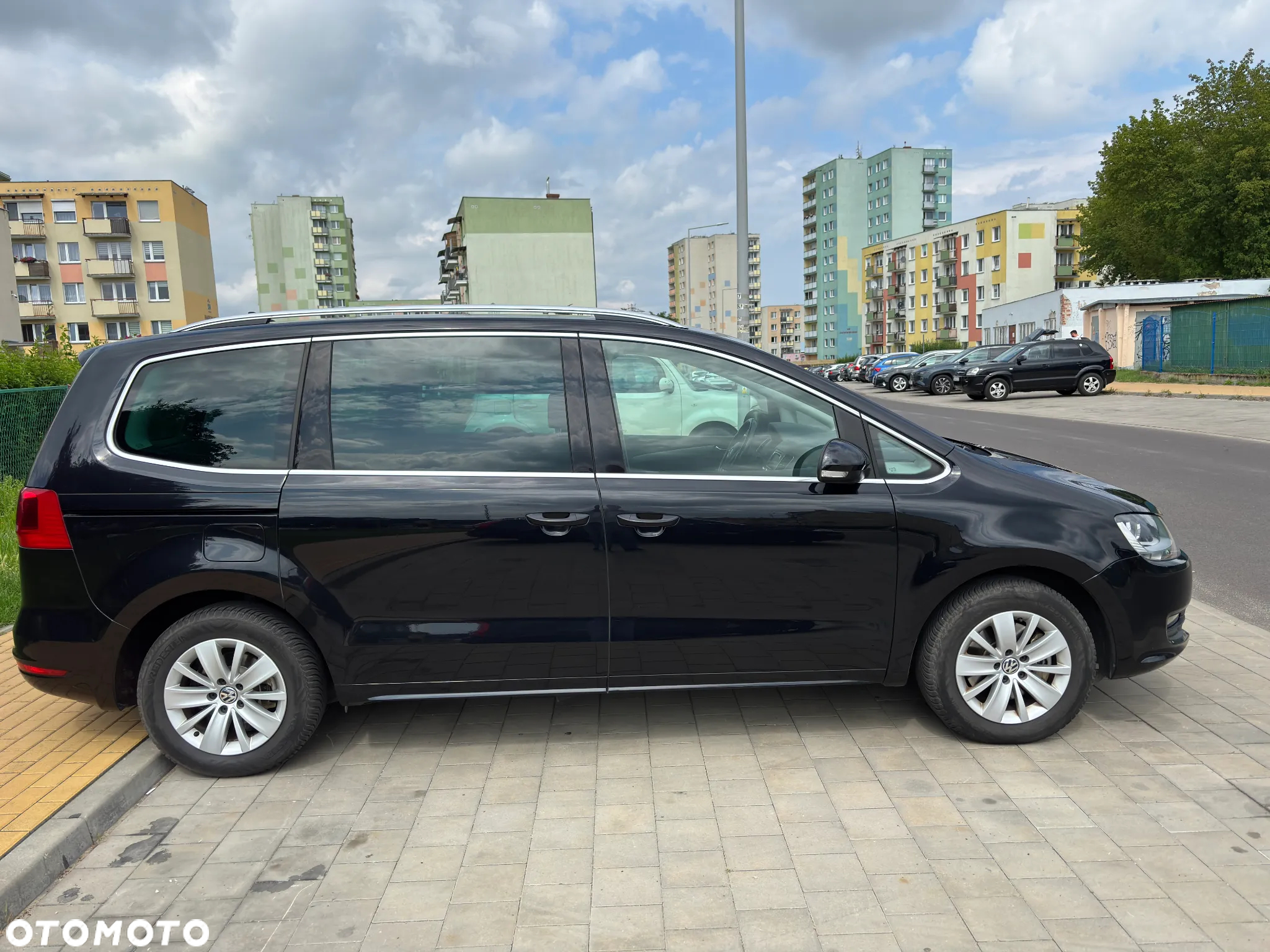 Volkswagen Sharan - 15