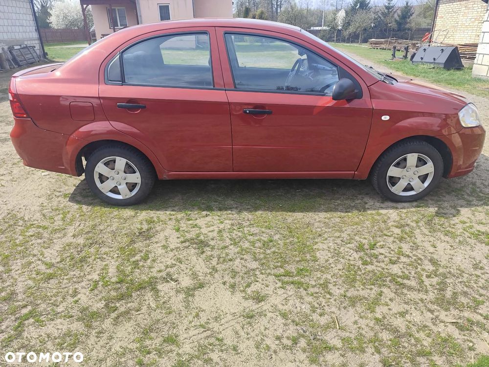 Chevrolet Aveo 1.2 SE / Plus - 7