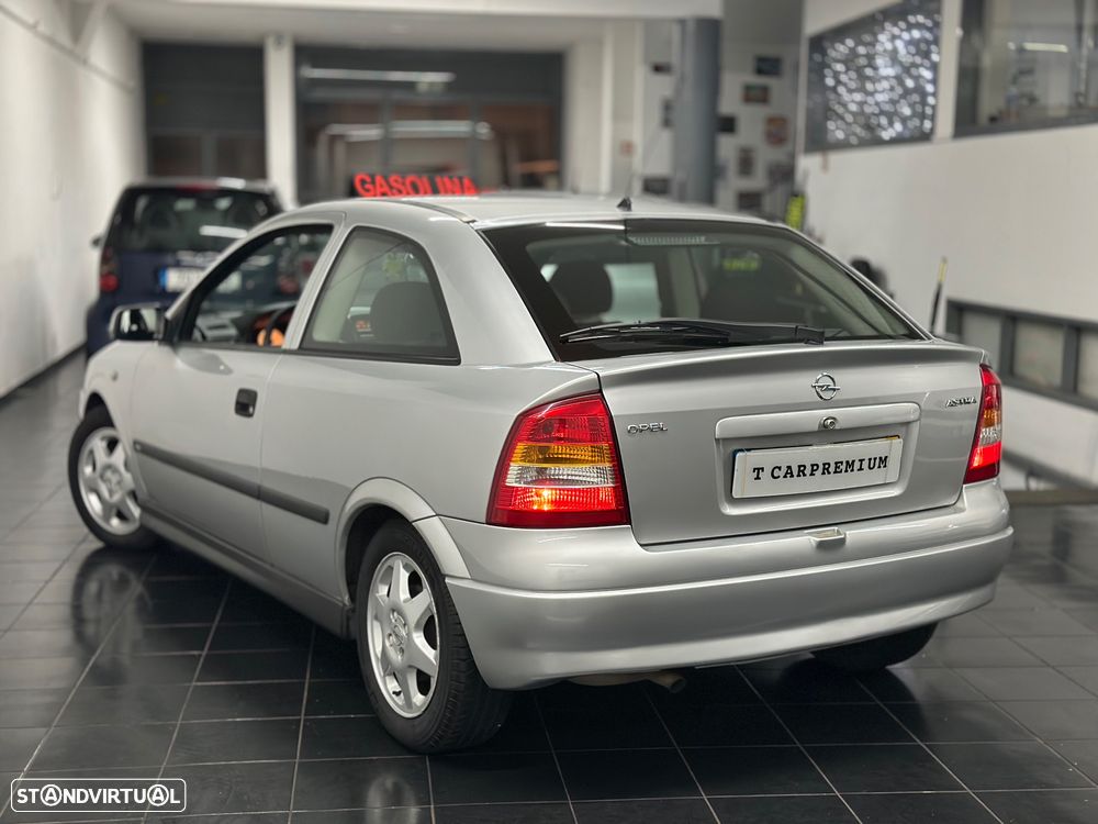 Opel Astra 1.4i 16V Sport - 5