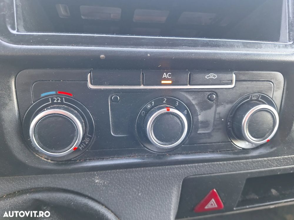 Volkswagen Transporter - 6