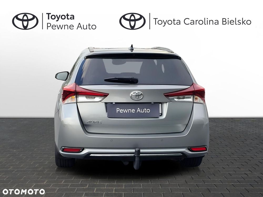 Toyota Auris 1.6 Selection - 4