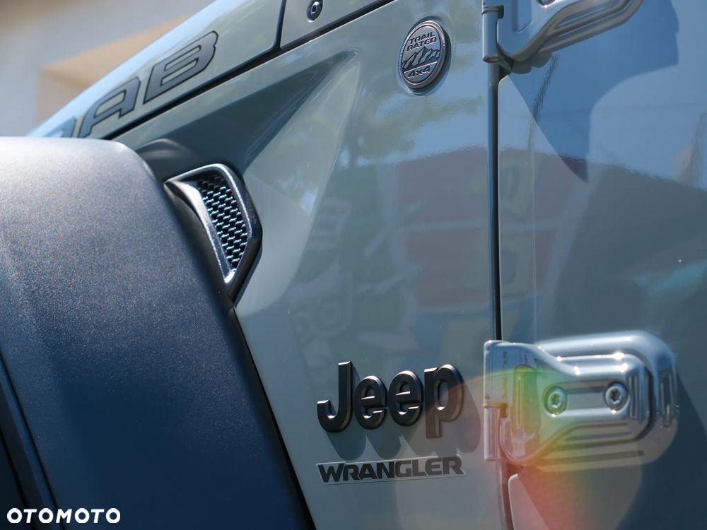 Jeep Wrangler - 15