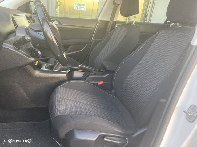 Peugeot 308 1.5 BlueHDi Business Line - 27