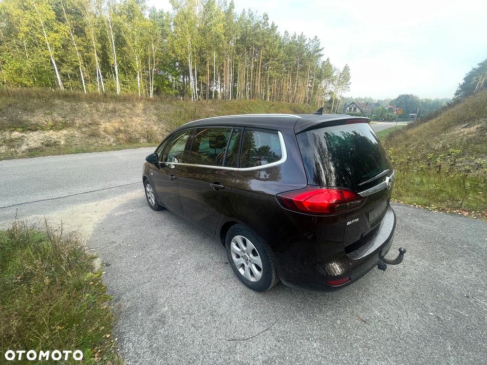 Opel Zafira 1.6 CDTI Cosmo - 4