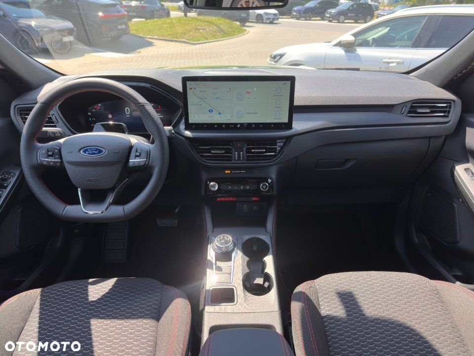 Ford Kuga - 24