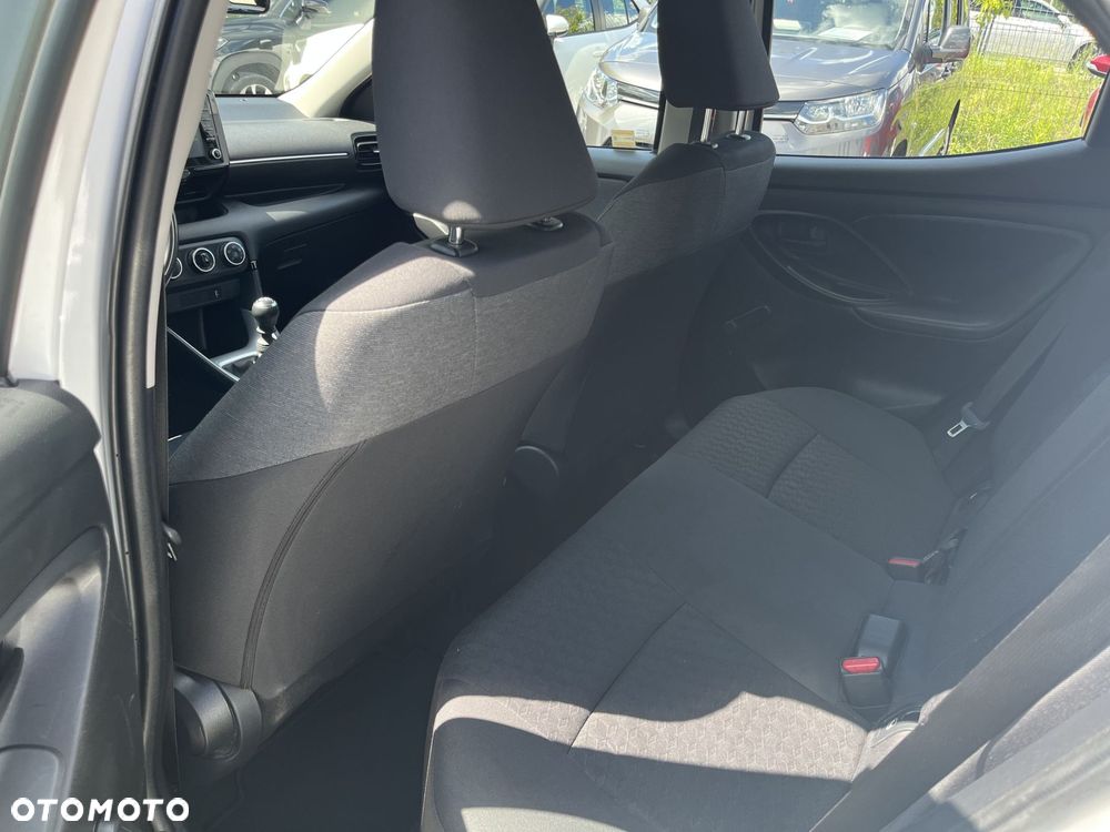 Toyota Yaris 1.5 Comfort - 17