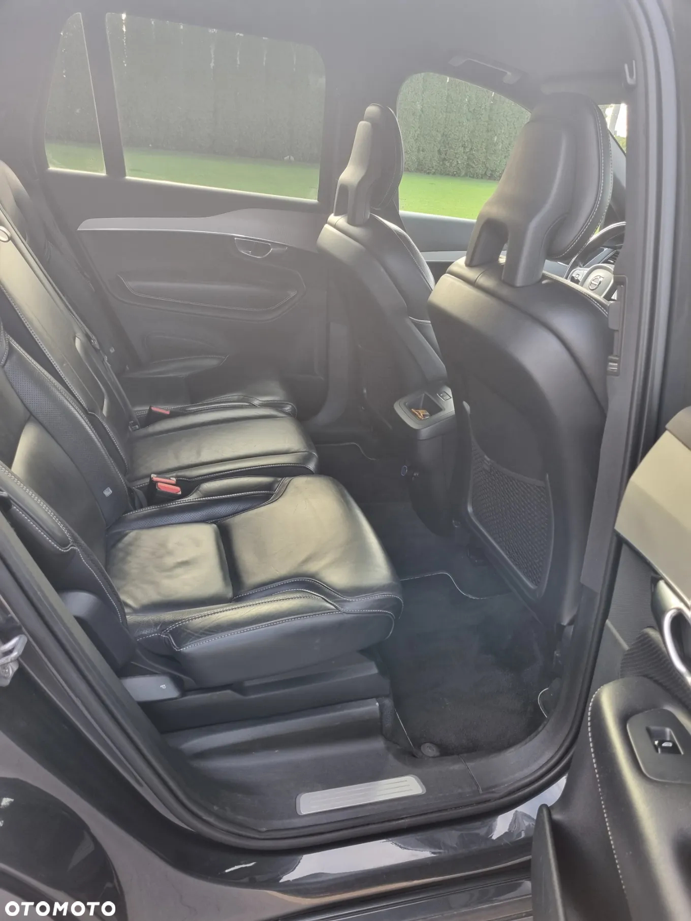Volvo XC 90 D5 AWD R-Design - 14