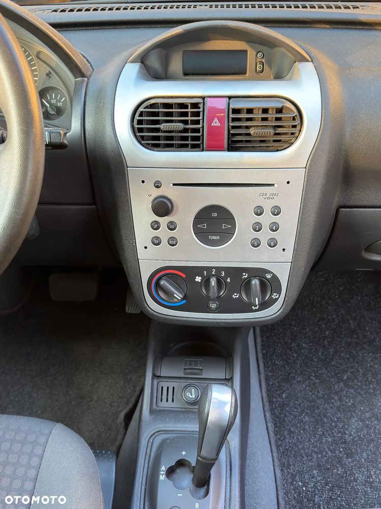 Opel Corsa 1.0 12V Comfort ECO Easytronic - 7