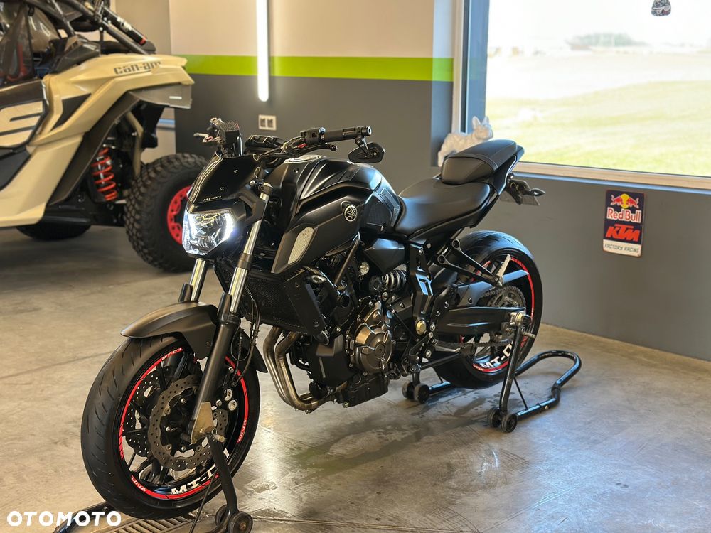 Yamaha MT - 1