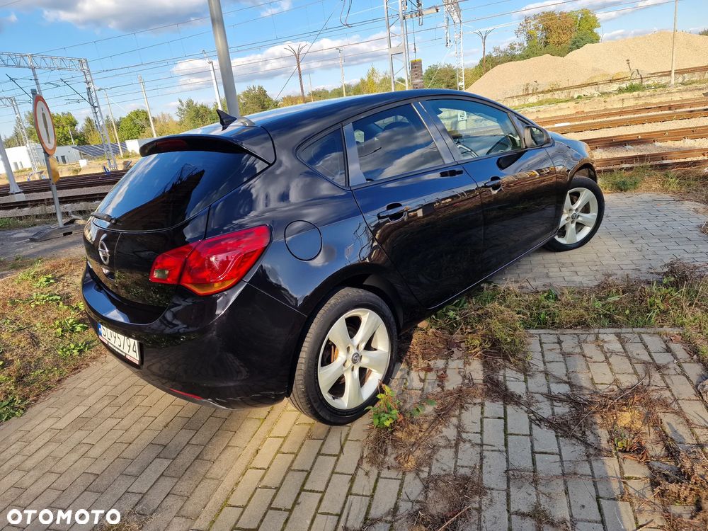Opel Astra 1.4 Turbo Sport - 9