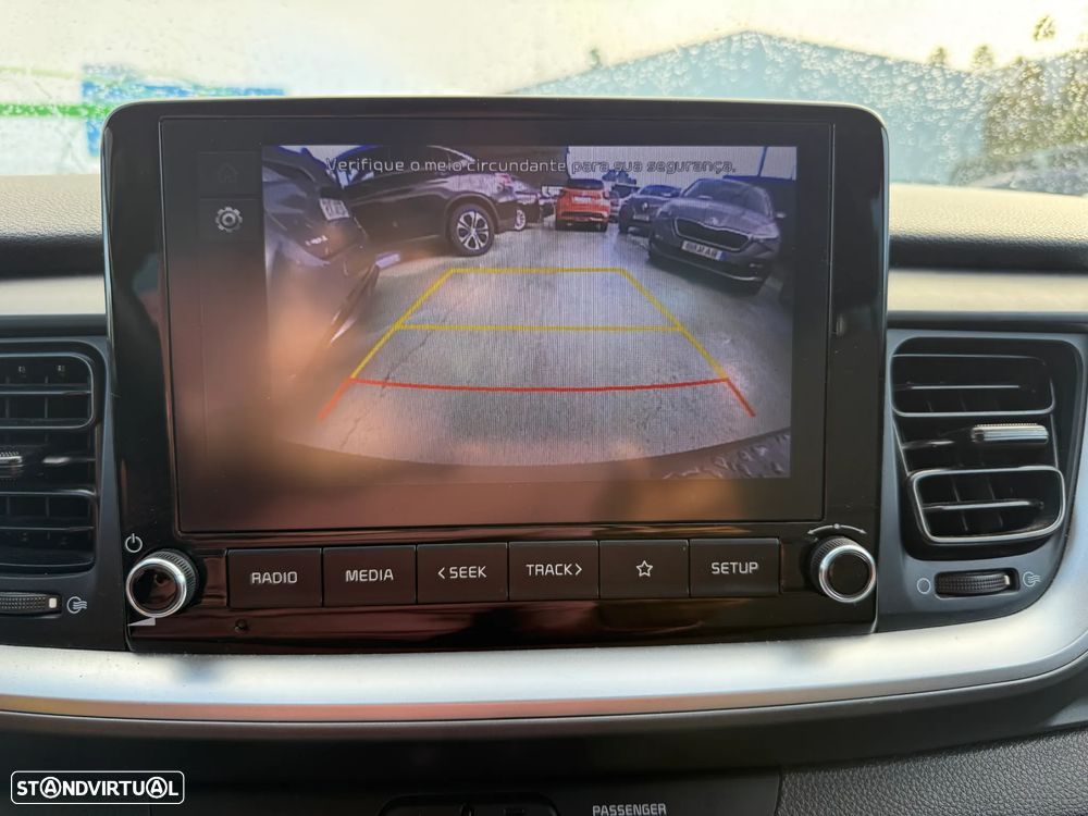 Kia Stonic 1.2 Urban - 37