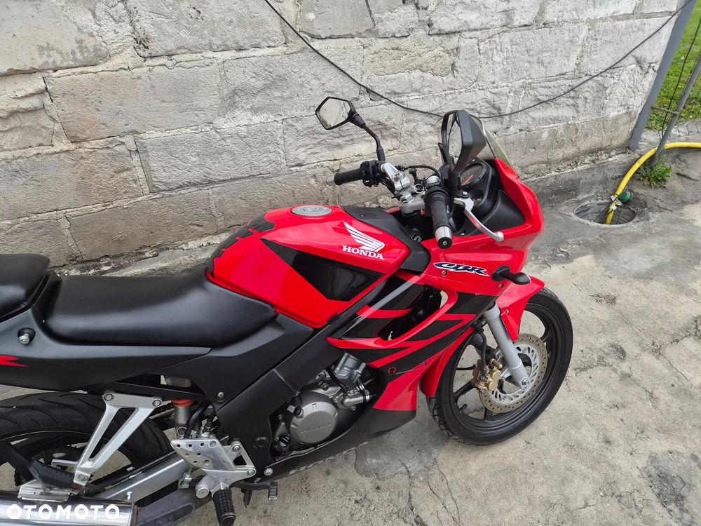 Honda CBR - 7