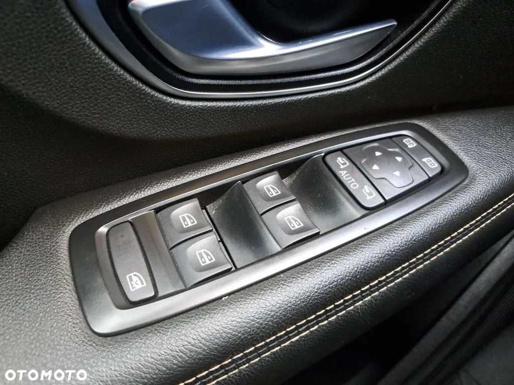 Renault Grand Scenic - 13