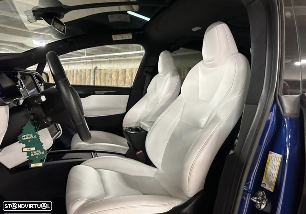 Tesla Model X 100 kWh Long Range AWD - 35