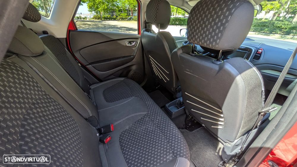Renault Captur 0.9 TCE Exclusive - 24