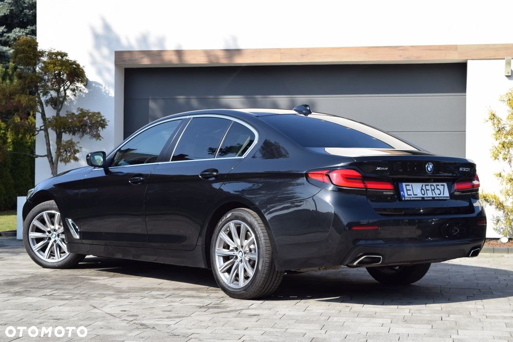 BMW Seria 5 530i xDrive Luxury Line sport - 7