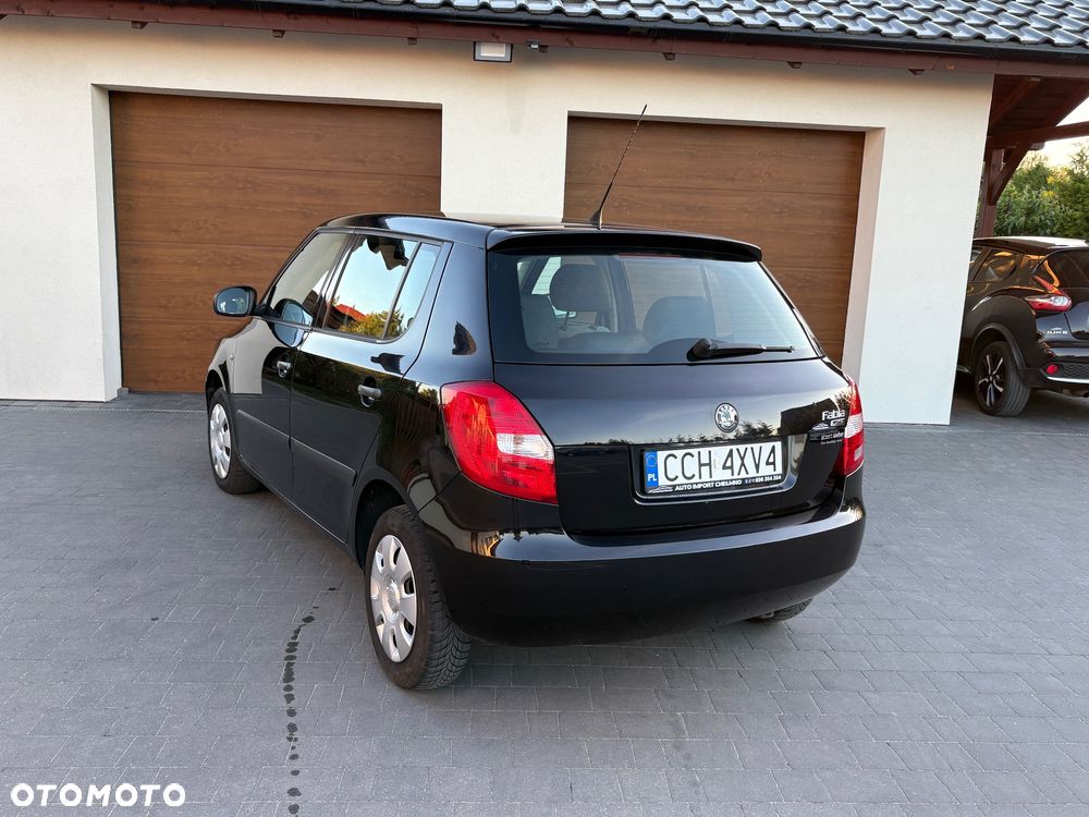 Skoda Fabia 1.2 HTP Ambiente - 3