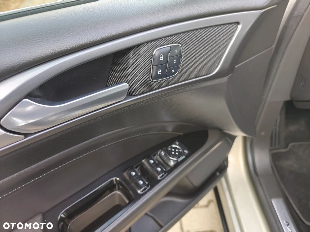 Ford Mondeo 2.0 TDCi STart-Stopp PowerShift-Aut Titanium - 30