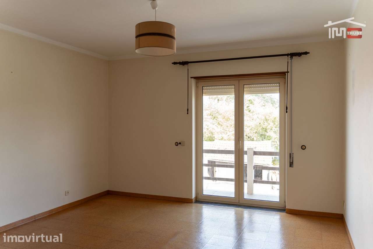 APARTAMENTO T3 EM EXCELENTE ESTADO 1º ANDAR EM MAXIEIRA FÁTIMA - Grande imagem: 5/21