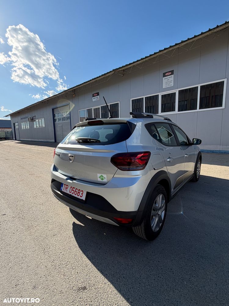 Dacia Sandero Stepway ECO-G 100 MT6 Comfort - 4