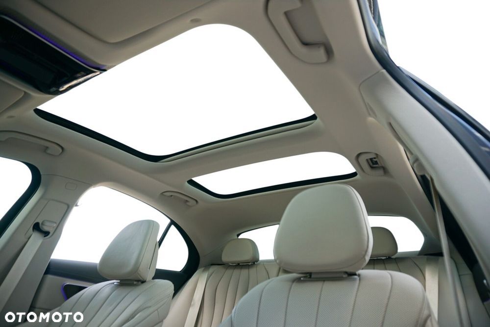 Mercedes-Benz Klasa E 220 d mHEV 4-Matic Exclusive 9G-Tronic - 19