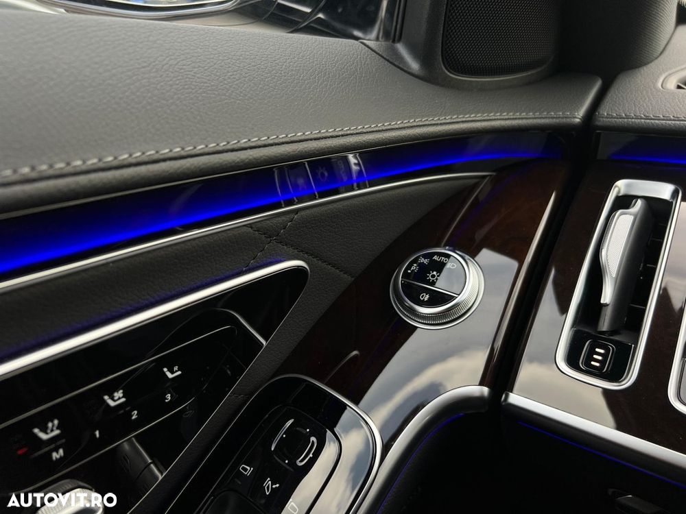 Mercedes-Benz S 450 4MATIC MHEV - 27