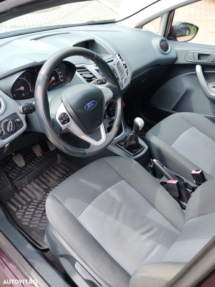 Ford Fiesta 1.6 TDCI Trend - 12