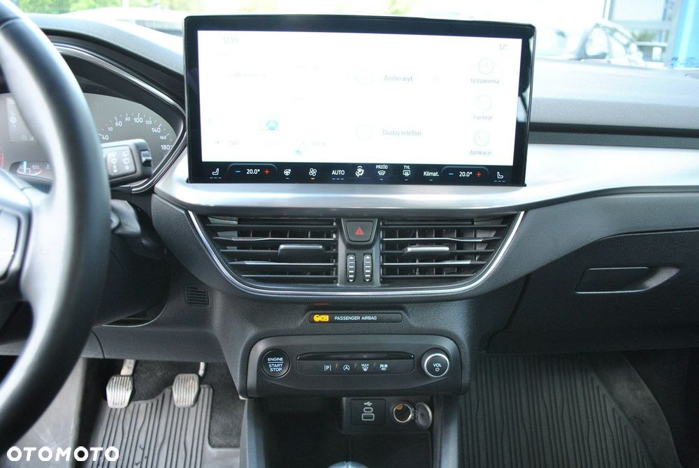 Ford Focus 1.0 EcoBoost Titanium - 19