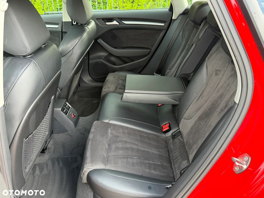Audi A3 Sportback 1.4 TFSI e-tron S line Sportpaket - 14