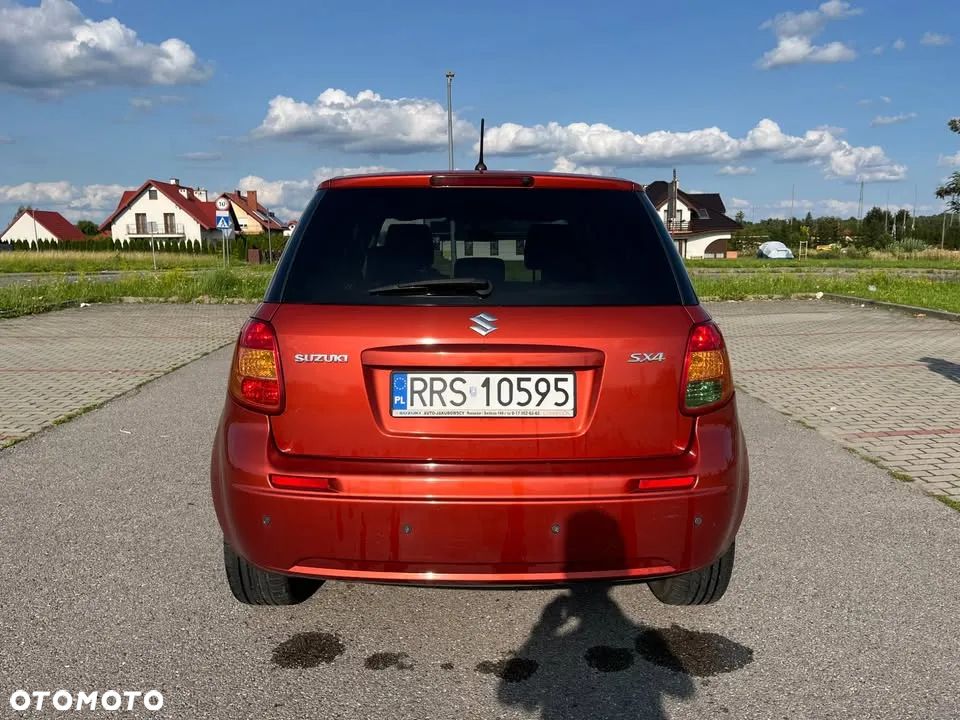 Suzuki SX4 1.6 Premium - 9