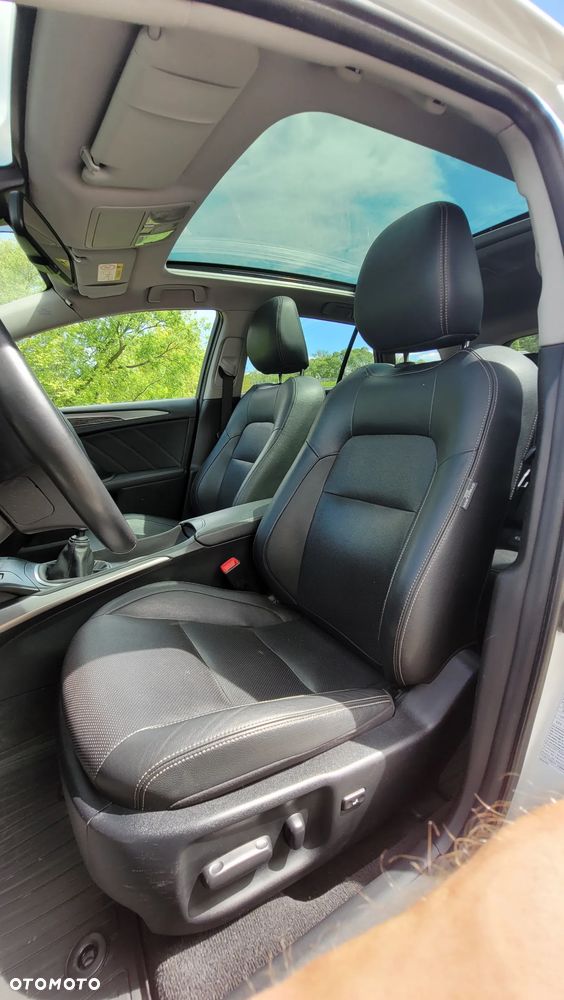 Toyota Avensis - 16