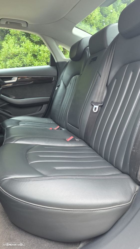 Audi A8 3.0 TDI DPF quattro tiptronic - 13