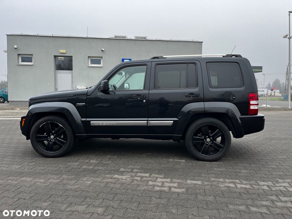 Jeep Liberty - 5