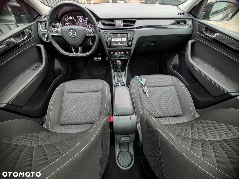 Skoda RAPID 1.0 TSI DSG Style - 15