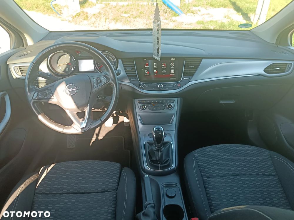 Opel Astra 1.4 T Dynamic - 30