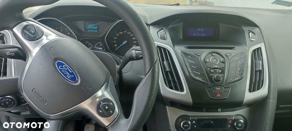 Ford Focus - 4