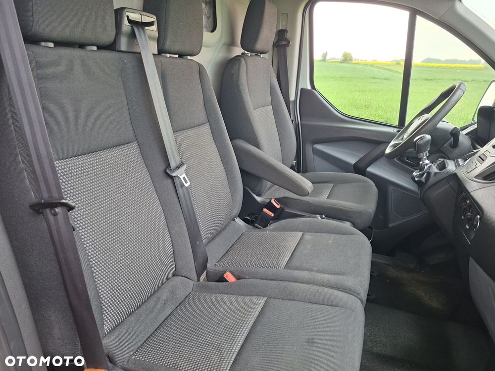 Ford Transit Custom - 24