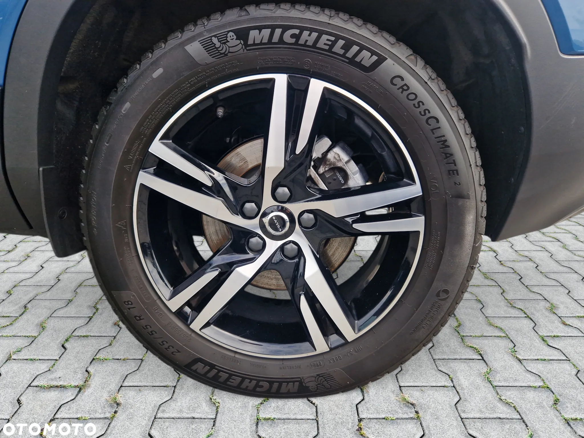 Volvo XC 40 B3 Plus Dark - 19