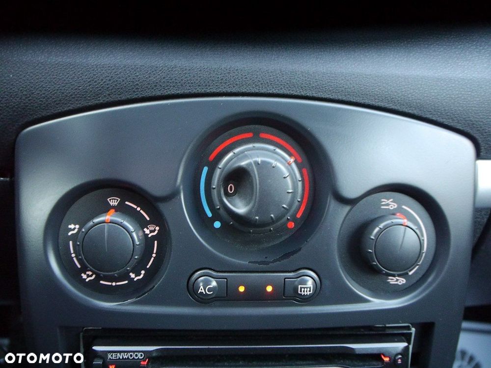 Renault Clio 1.5 dCi Privilege - 18