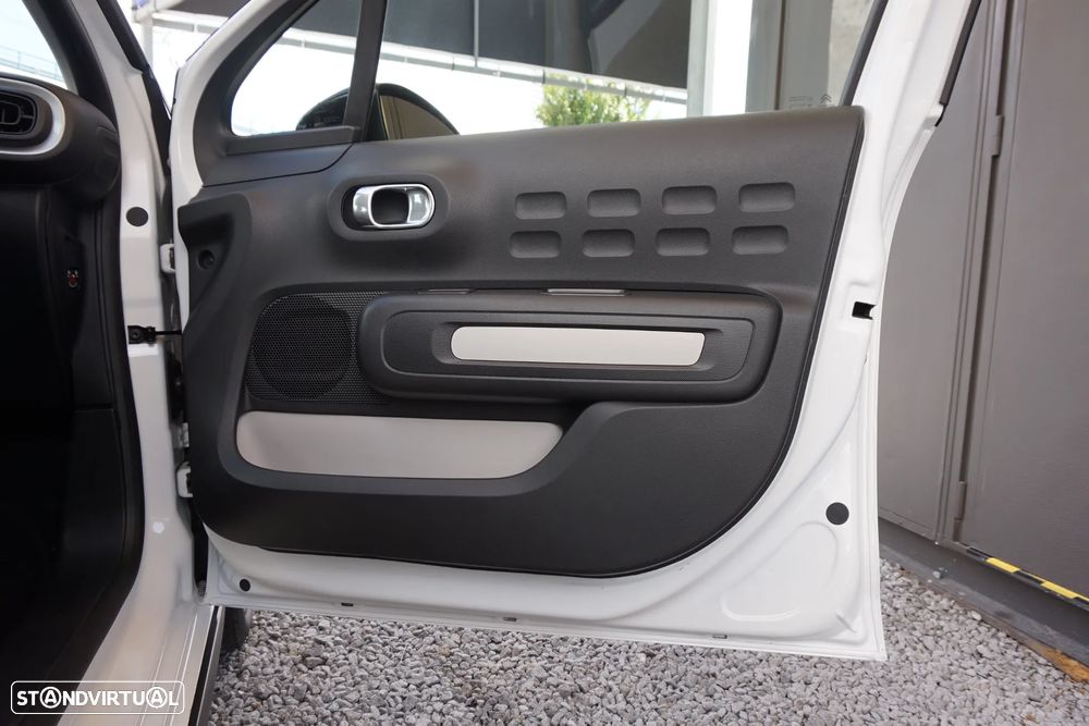 Citroën C3 1.2 PureTech Feel - 23