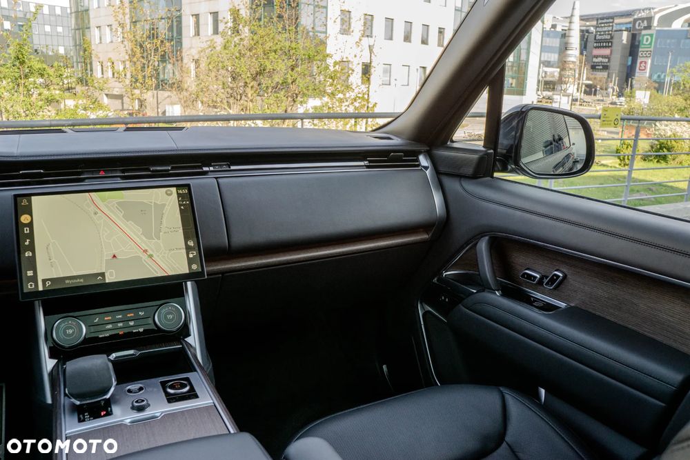 Land Rover Range Rover 4.4 V8 P535 Autobiography - 19