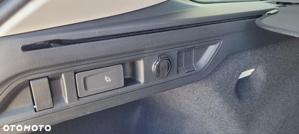 Volkswagen Passat - 13