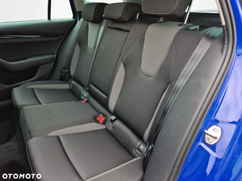 Skoda Octavia 2.0 TDI Style DSG - 12