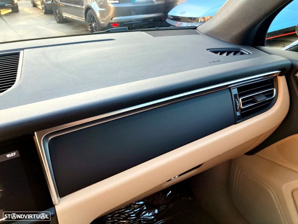 Porsche Macan Standard - 18