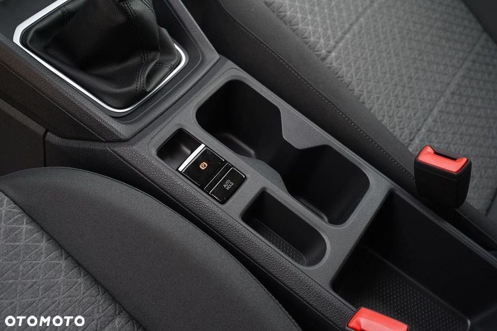 Ford Transit Connect '24 L2 Limited - 19