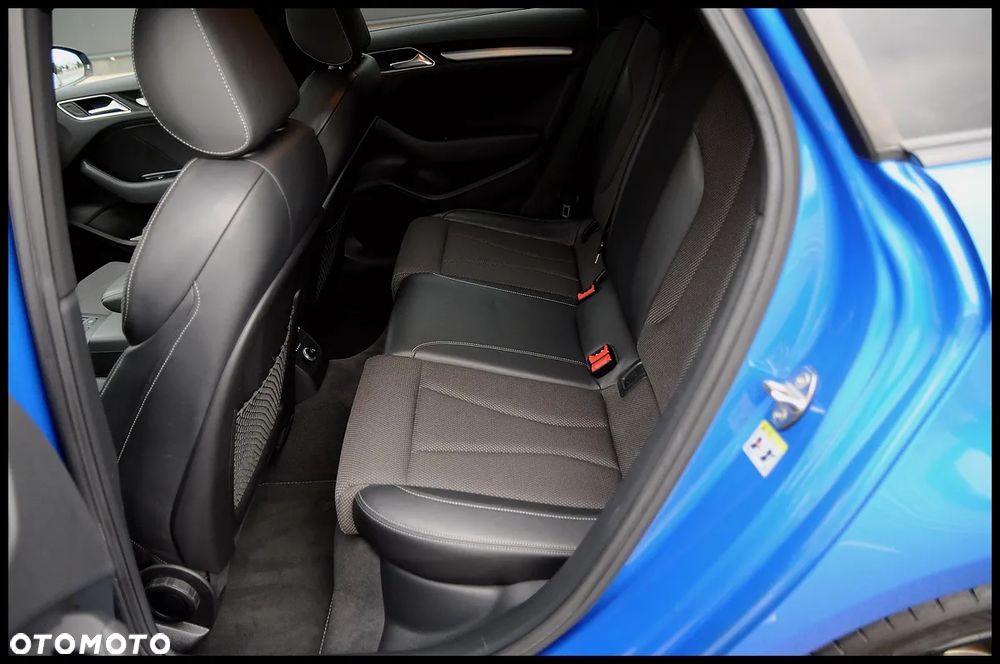 Audi A3 Sportback 2.0 TDI S line Sportpaket - 22