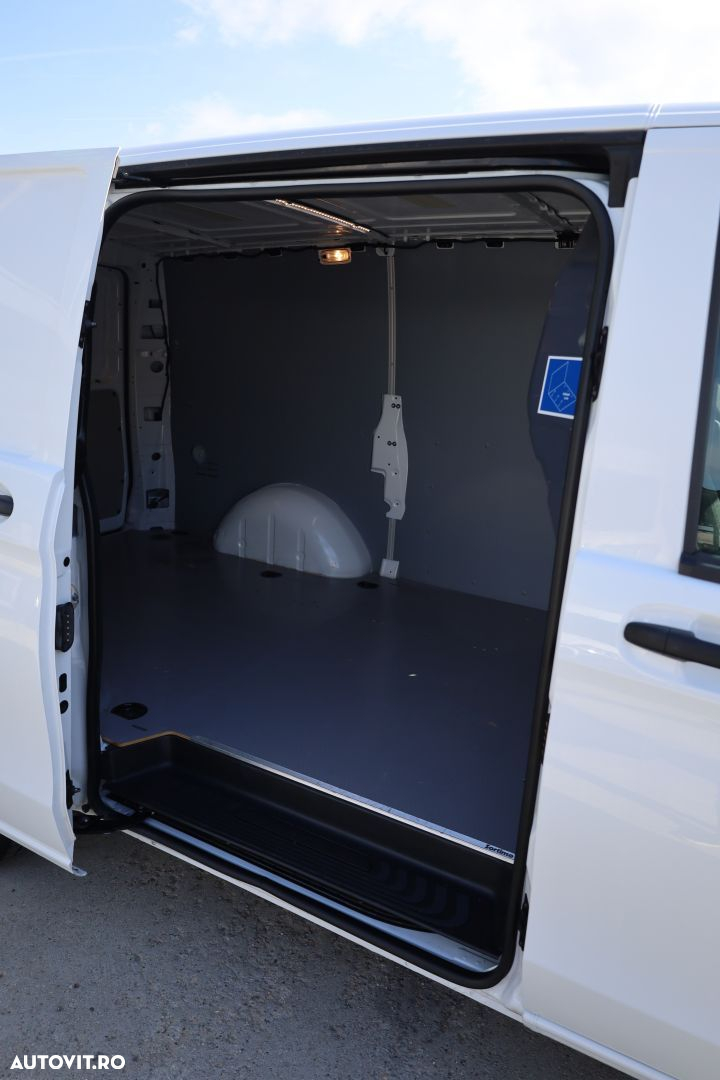 Mercedes-Benz Vito - 12